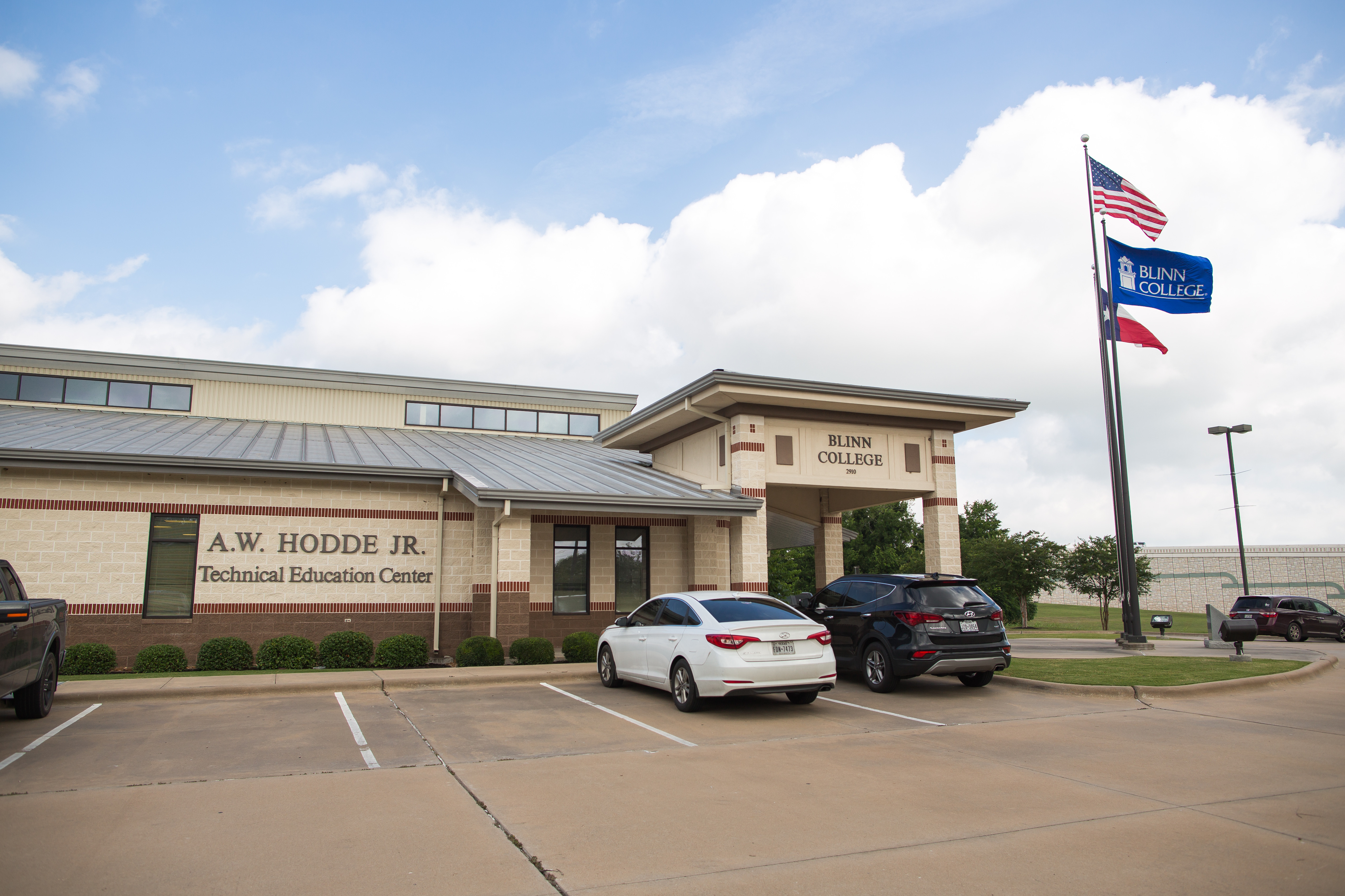 Blinn offering scholarships for technical and community education